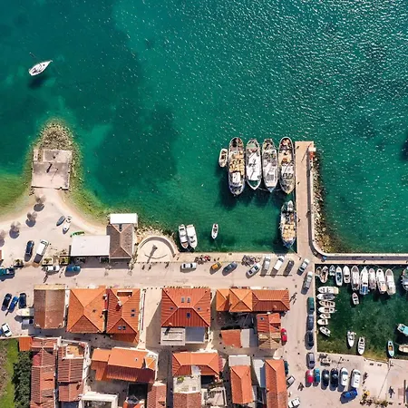 Feriehus Gorgeous In Seget Donji With Wifi