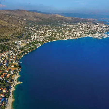 Feriehus Gorgeous In Seget Donji With Wifi Trogir